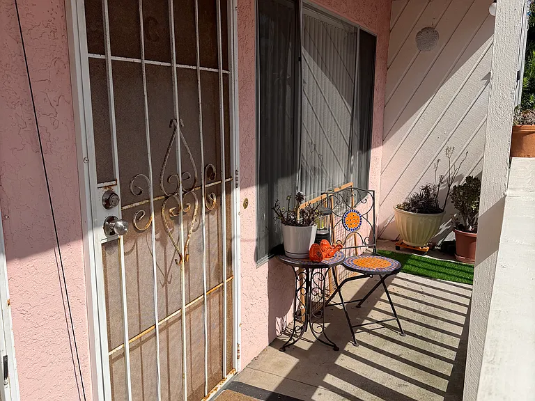 1639 Oliver Ave #C — Photo 5