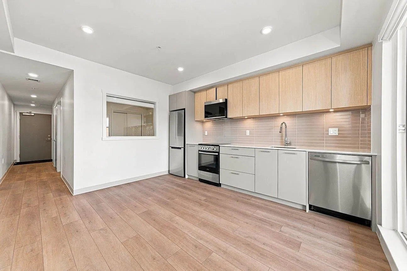 1 bed, 469 sqft, $2,200 — Photo 3