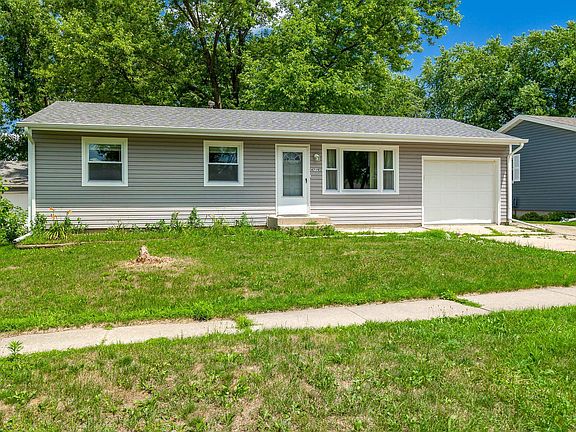 2nd image of 4719 Cheshire Pl