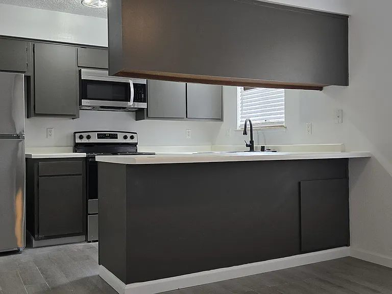 Just Renovated 2 Bed / 2 Bath Tucked Back in a Queit Foothills 4-Plex — Photo 35