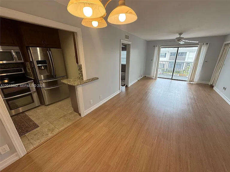 170 Cypress Club Dr #733 — Photo 5