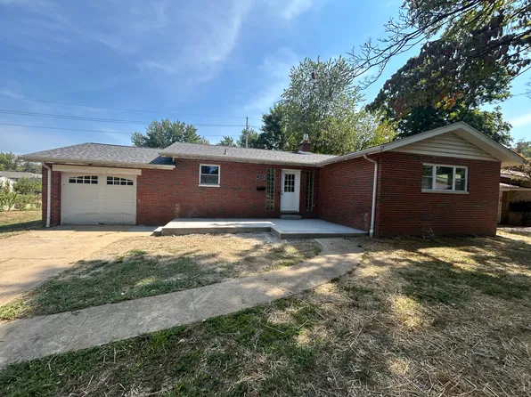 1834 La Salle St, Belleville, IL 62221