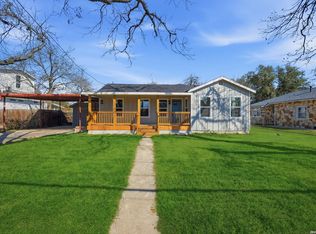 808 college, Seguin, TX 78155