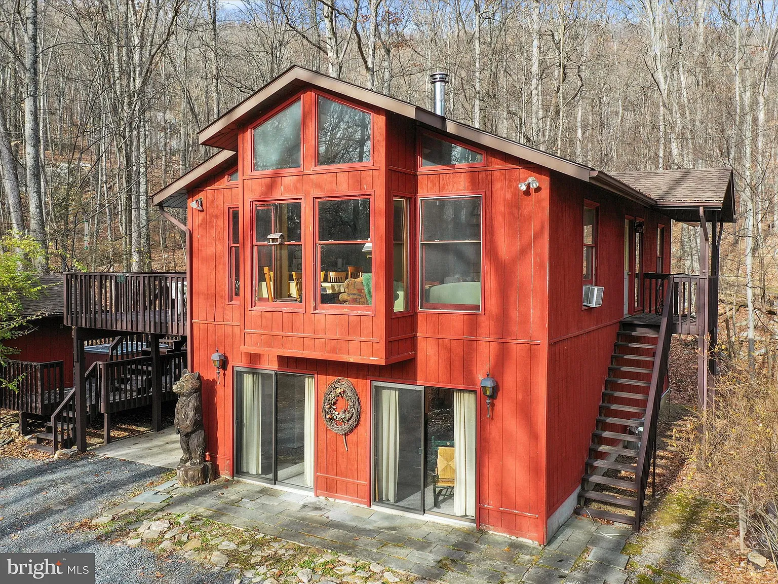 197 Dogwood Ln photo 1