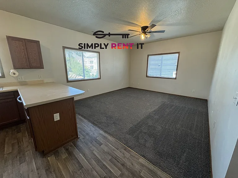 4549 Steinbeck St #1 — Photo 3