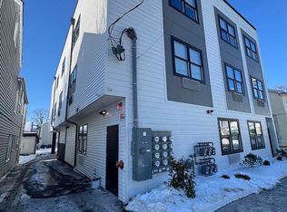 22 Seeley St, Paterson, NJ 07501