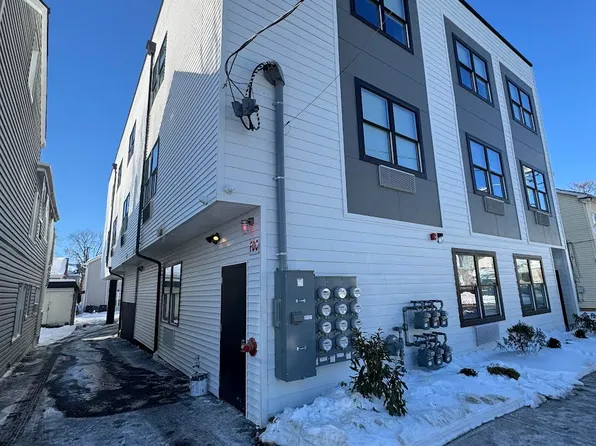 22 Seeley St, Paterson, NJ