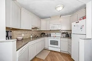 677 Quincy Shore Dr #112 — Photo 22