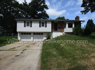 6704 N Indiana Ave, Kansas City, MO 64119
