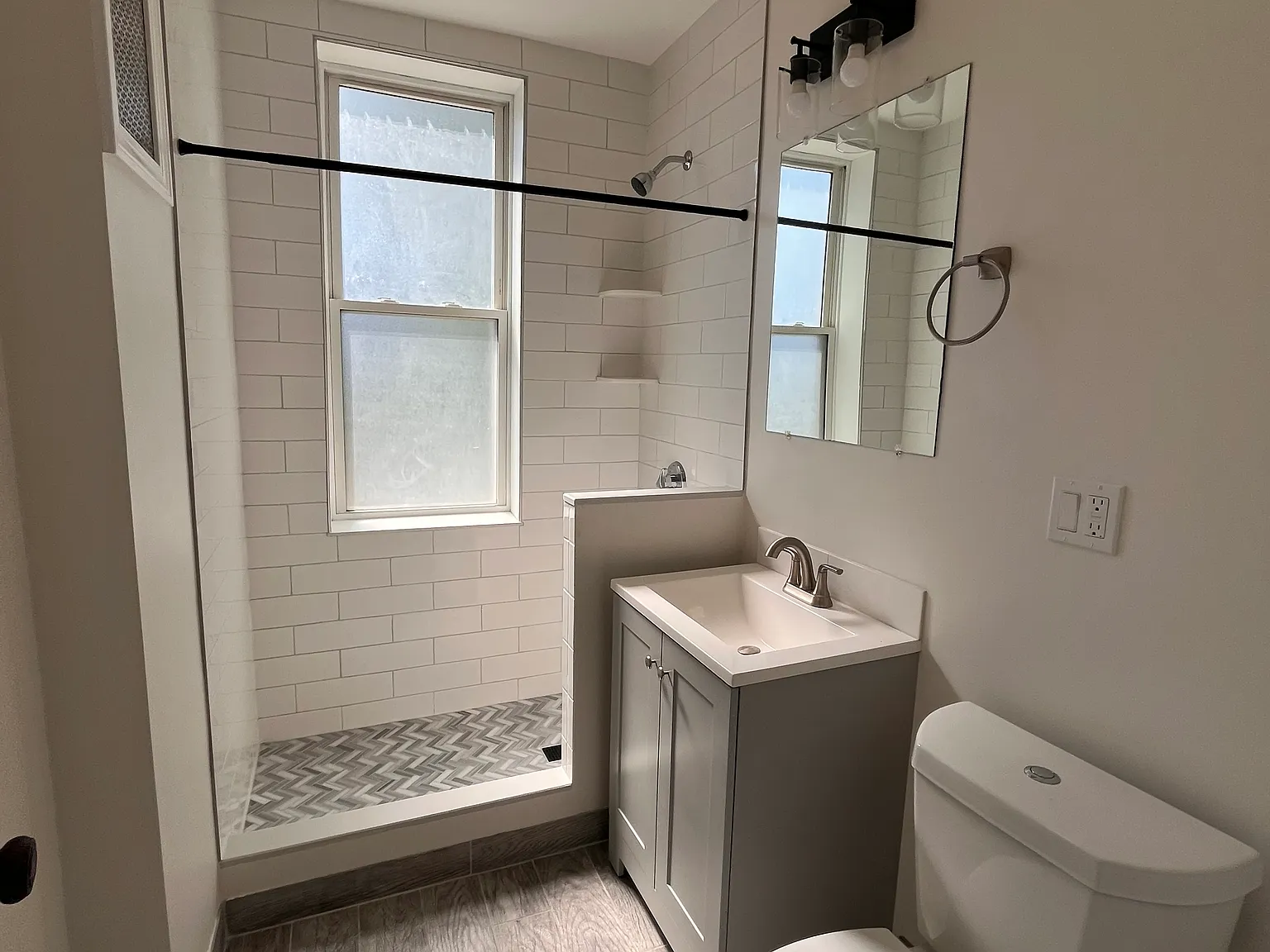 Studio, 9999 sqft, $2,200 — Photo 2