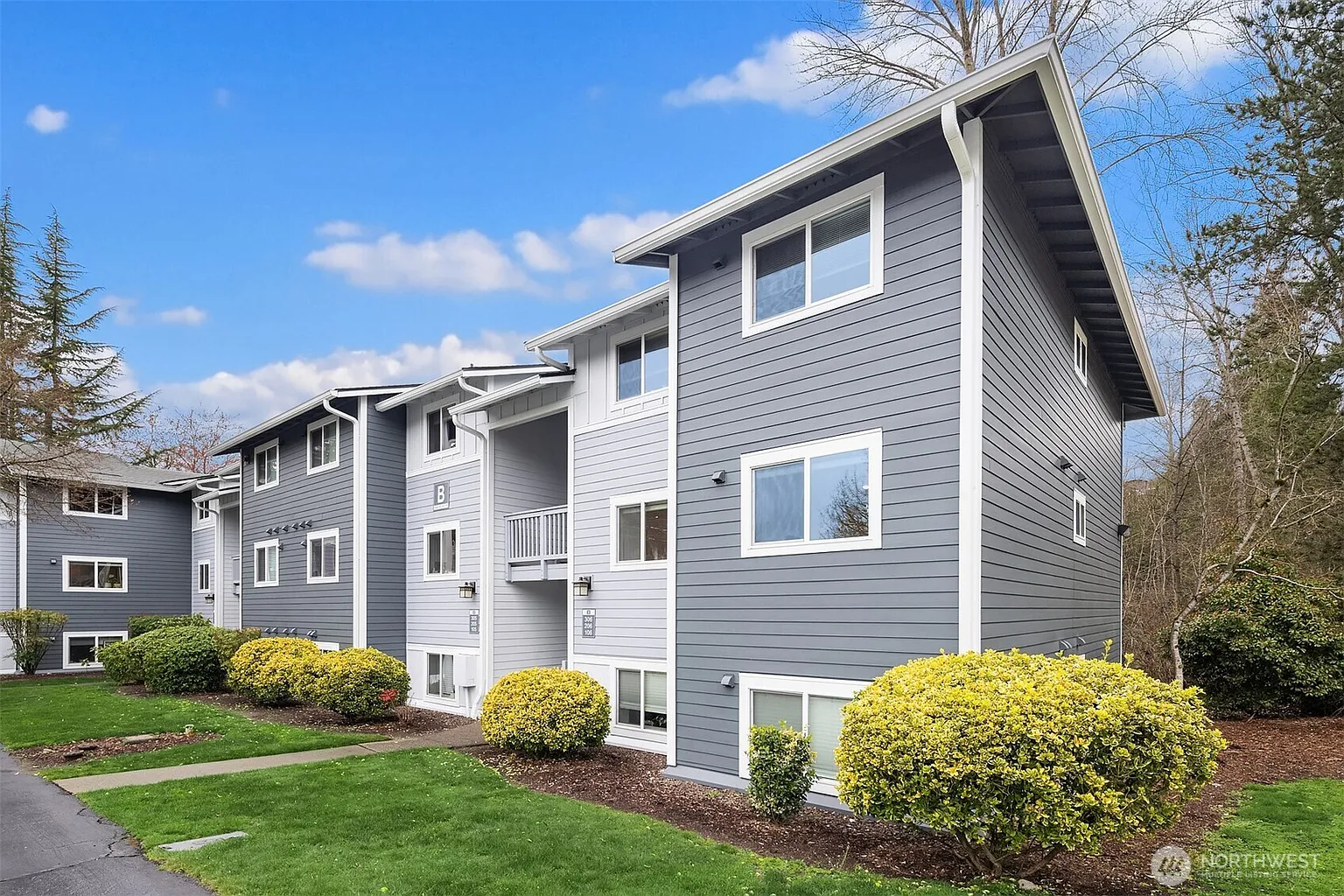 14006 NE 181 Place #B206 photo 1