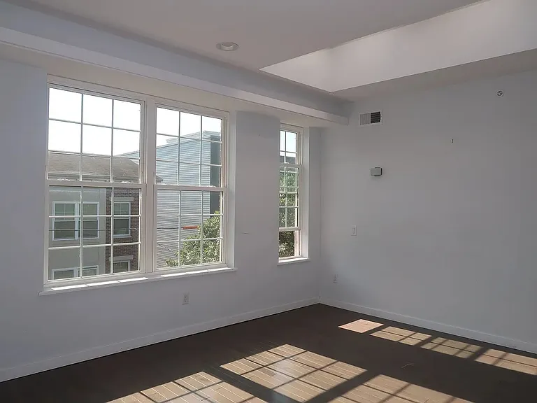 1334 N 7th St #2R — Photo 25