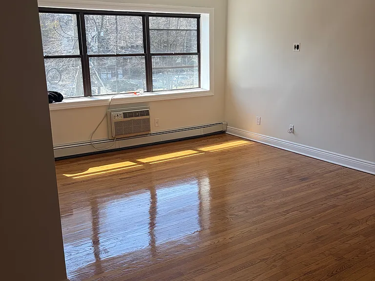 218 Prospect Ave #3C — Photo 2