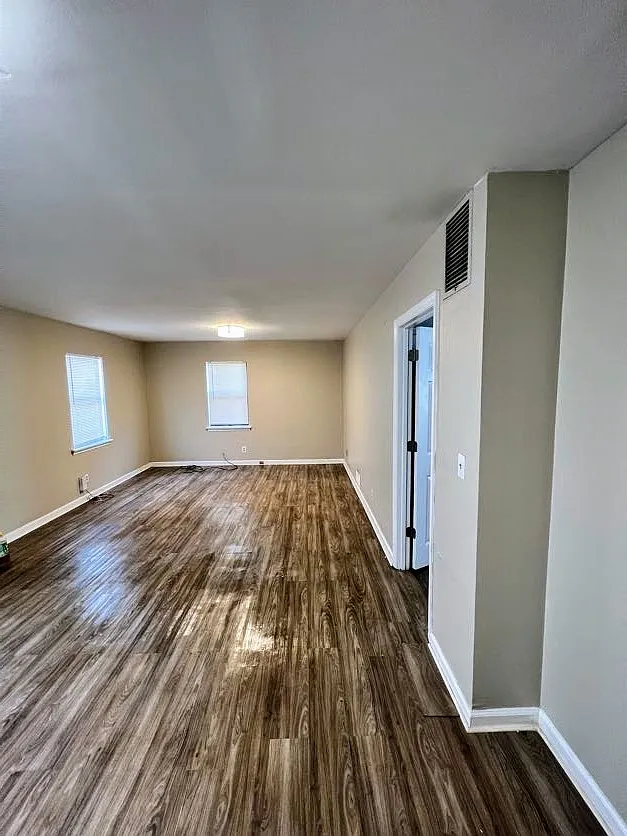 1011 Curran Street Northwest - 1 — Photo 2