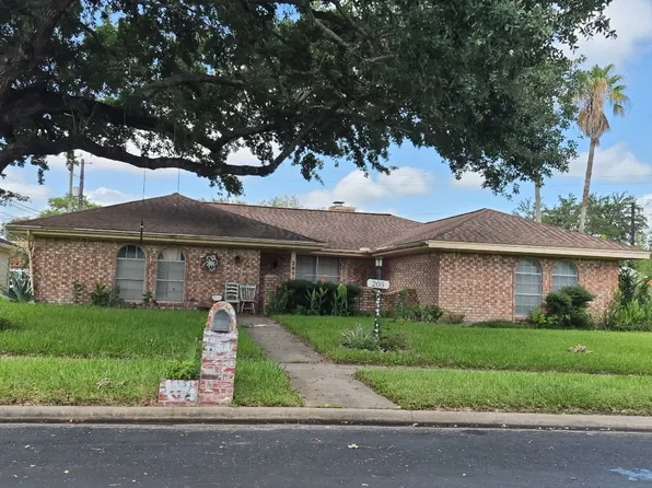205 King Arthur St, Victoria, TX 77904