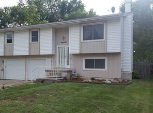 815 Kirk Dr, Mt Zion, IL