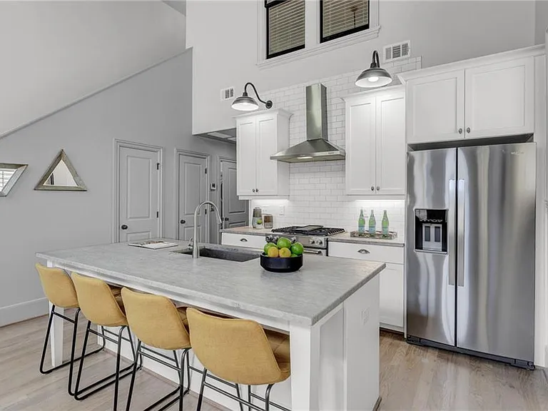 528 Bismark Rd NE — Photo 10