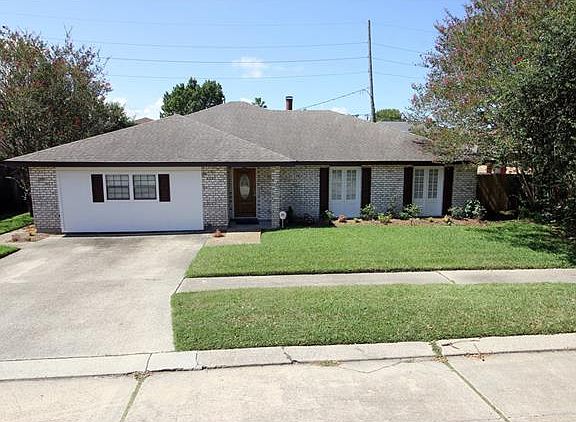 2nd image of 4025 Lake Trail Dr