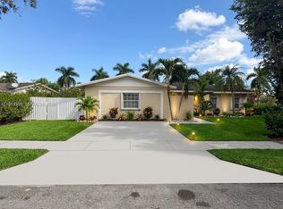 8111 SW 129th Ave, Miami, FL 33183