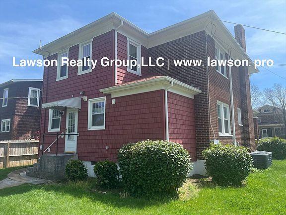 2nd image of 1733 Maiden Ln SW #1733