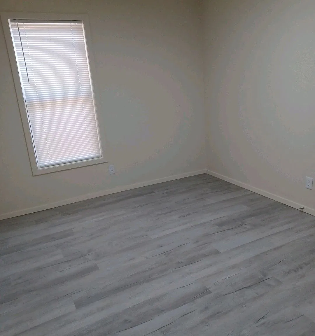 1403 Lincoln Avenue - 1 — Photo 3