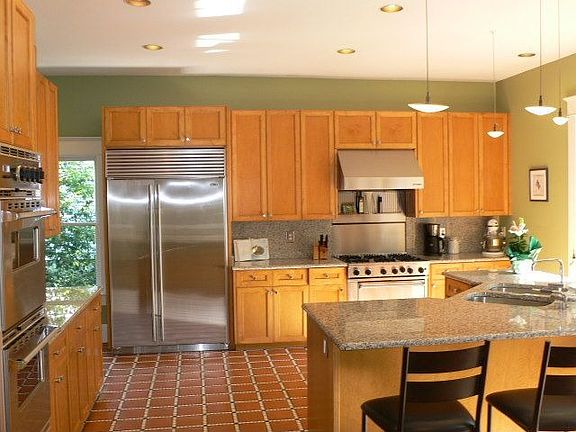 Chef's kitchen