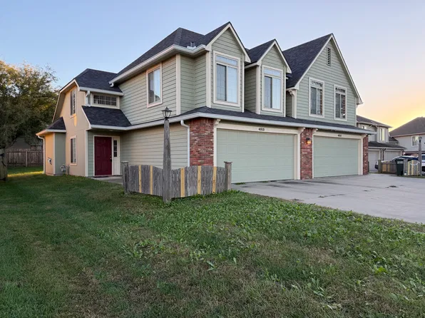 4413 Freedom Creek Dr, Lawrence, KS 66049
