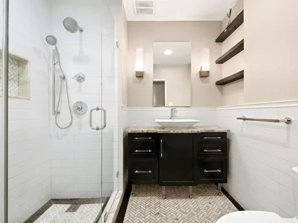 440 East 57th Street 1G image 8 of 9