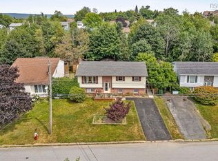 257 John Stewart Dr, Cole Harbour, NS B2W 5P6