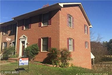 1st image of 100 Lyndale Ct