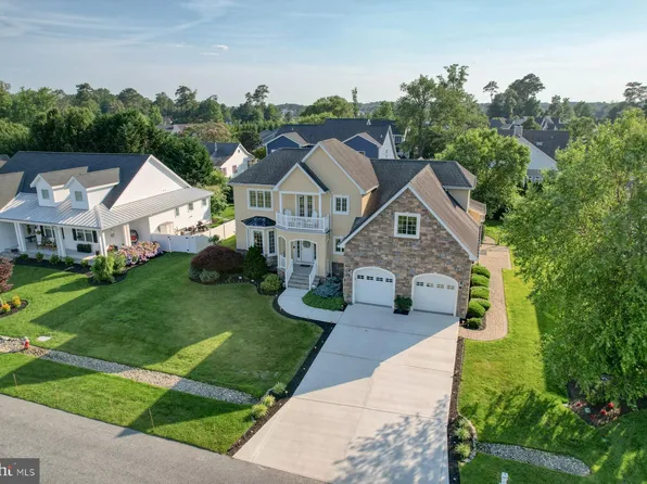 156 E Buckingham Dr, Rehoboth Beach, DE 19971