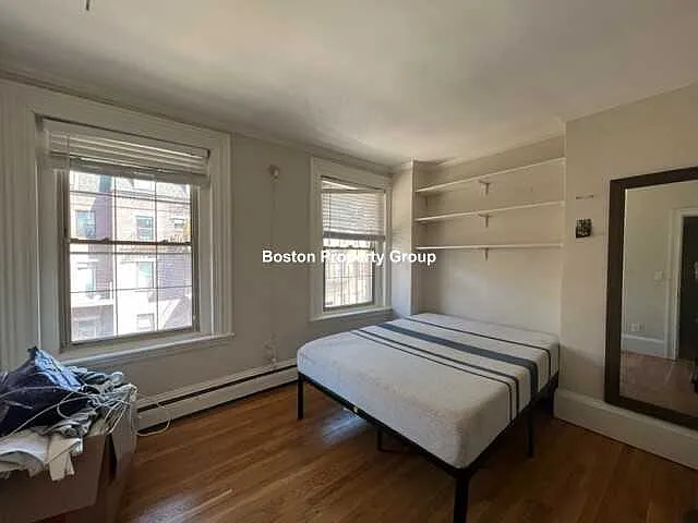 E Springfield St — Photo 11
