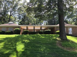 405 Meadow Hill Rd, Sheffield, AL 35660