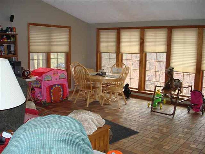 3rd image of 3180 WOODHAVEN Drive