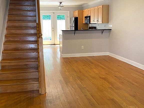 2nd image of 2008 Kimball St
