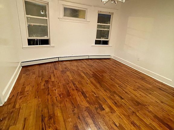 4th image of 42 Park Ave