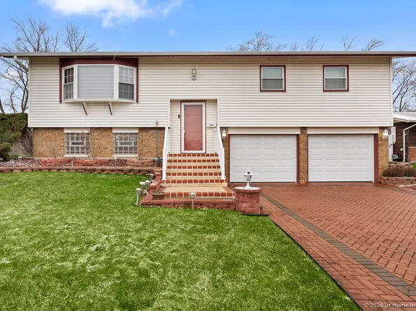 18940 Willow Ave, Country Club Hills, IL 60478