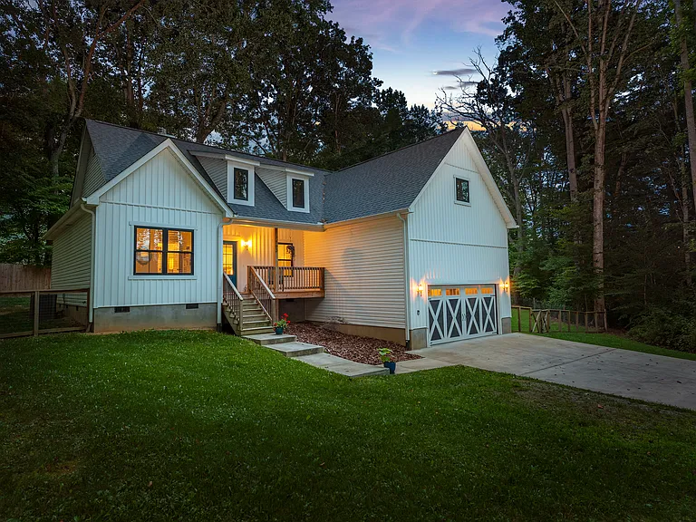 193 Cathey Rd — Photo 2