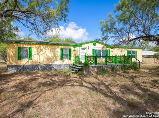 750 Quail Run, Lytle, TX 78052