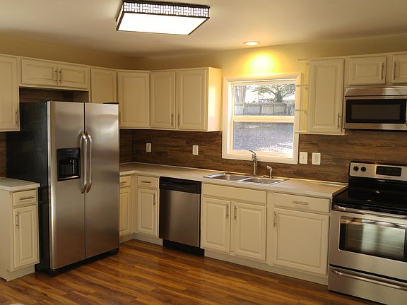 2nd image of 29811 Allison Cir