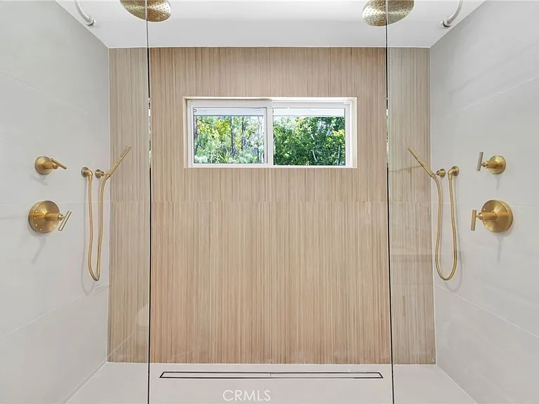 937 Misty Isle Dr — Photo 17