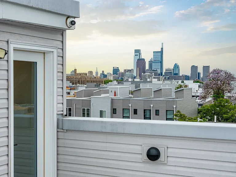 2521 Cecil B Moore — Photo 42
