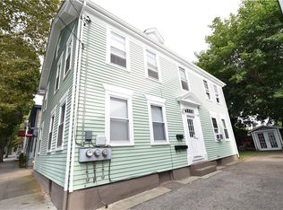 22 Bradford St, Bristol, RI 02809