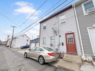 33 Cedar Aly, Phillipsburg Town, NJ 08865