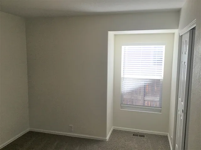 9946 Helena St — Photo 10