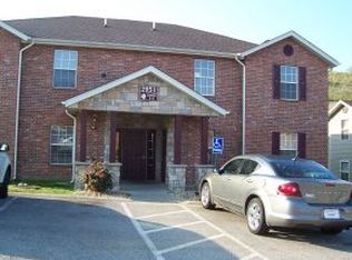 2951 Vineyards Pkwy APT 4, Branson, MO 65616