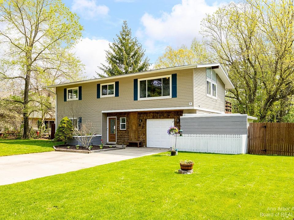 9180 Posey Dr, Whitmore Lake, MI 48189 Zillow