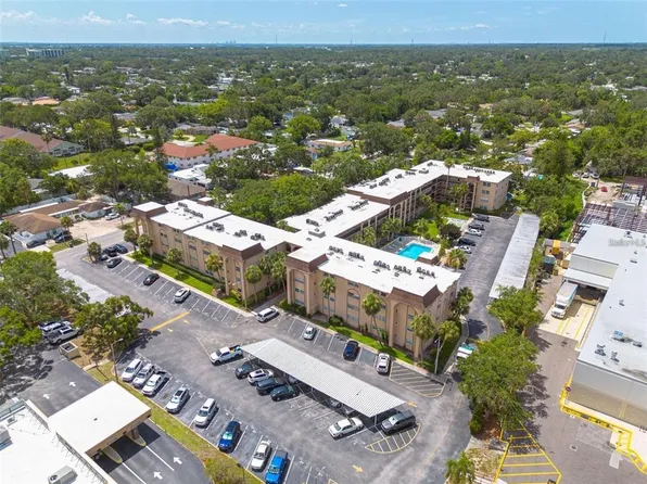 2525 W BAY DRIVE #A12, BELLEAIR BLUFFS, FL 33770