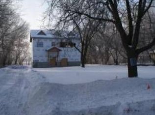 6725 Medicine Lake Rd, Minneapolis, MN 55427