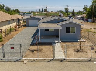 14534 Kilroy Rd, Poplar, CA 93257